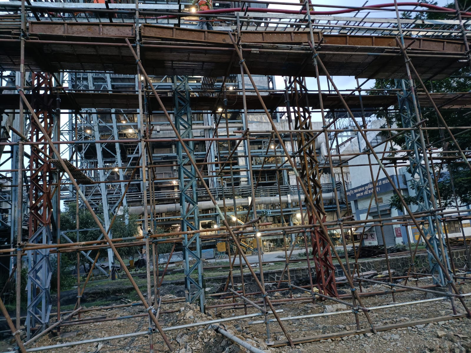 500 MW Power Plant — Scaffolding & Painting